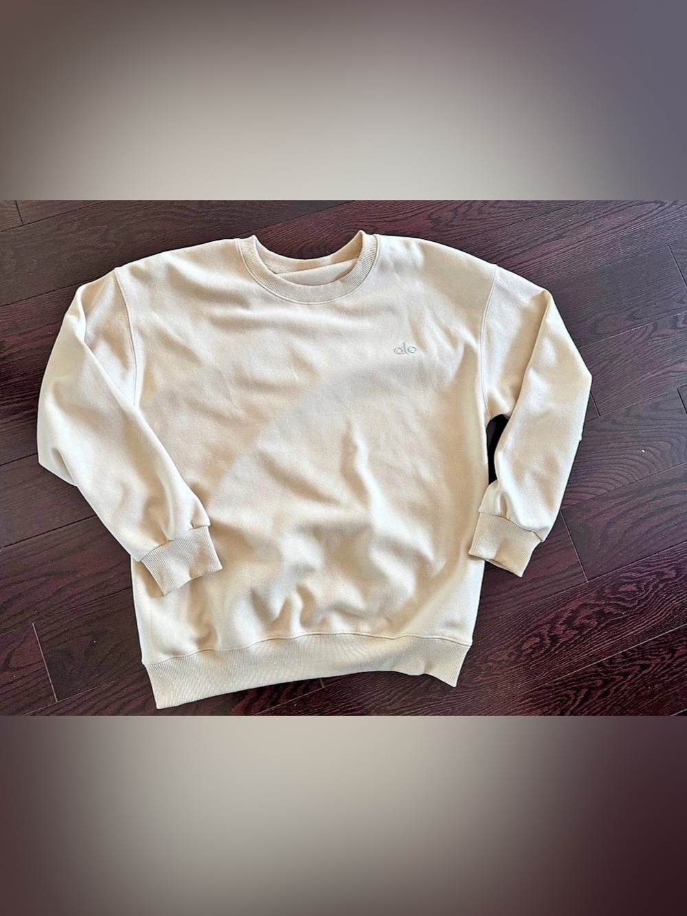 Yoga Accolade Crew Neck Pullover Cream